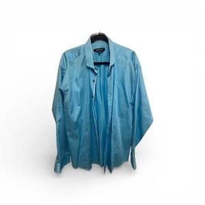 Elegant Light Blue Men's Casual Button-Down Shirt